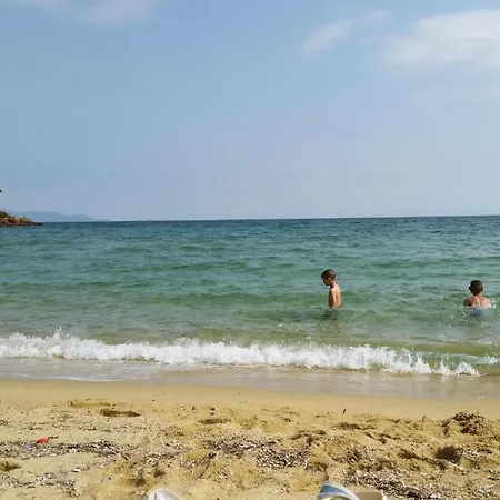 Three-bedroom Holiday In Mestnost Trakata Vinitsa
